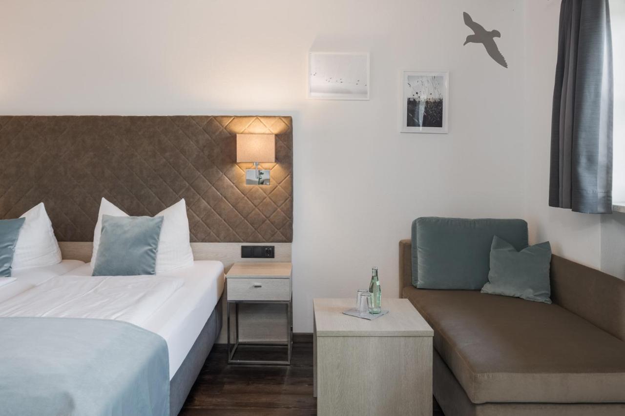 Hotel Garni Moewe Am See Prien am Chiemsee Dış mekan fotoğraf